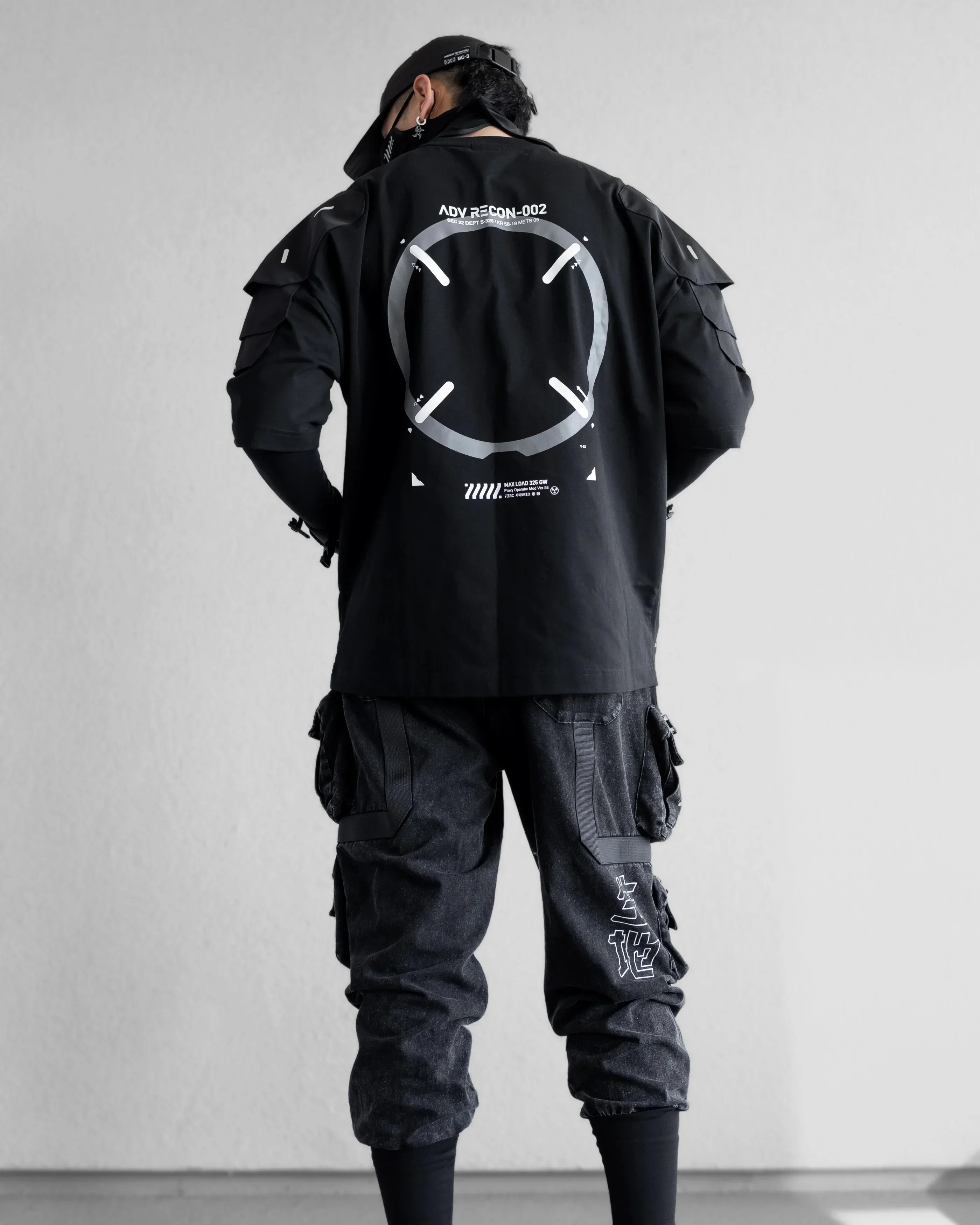 Adv Recon Black Oversized SST - Image 5