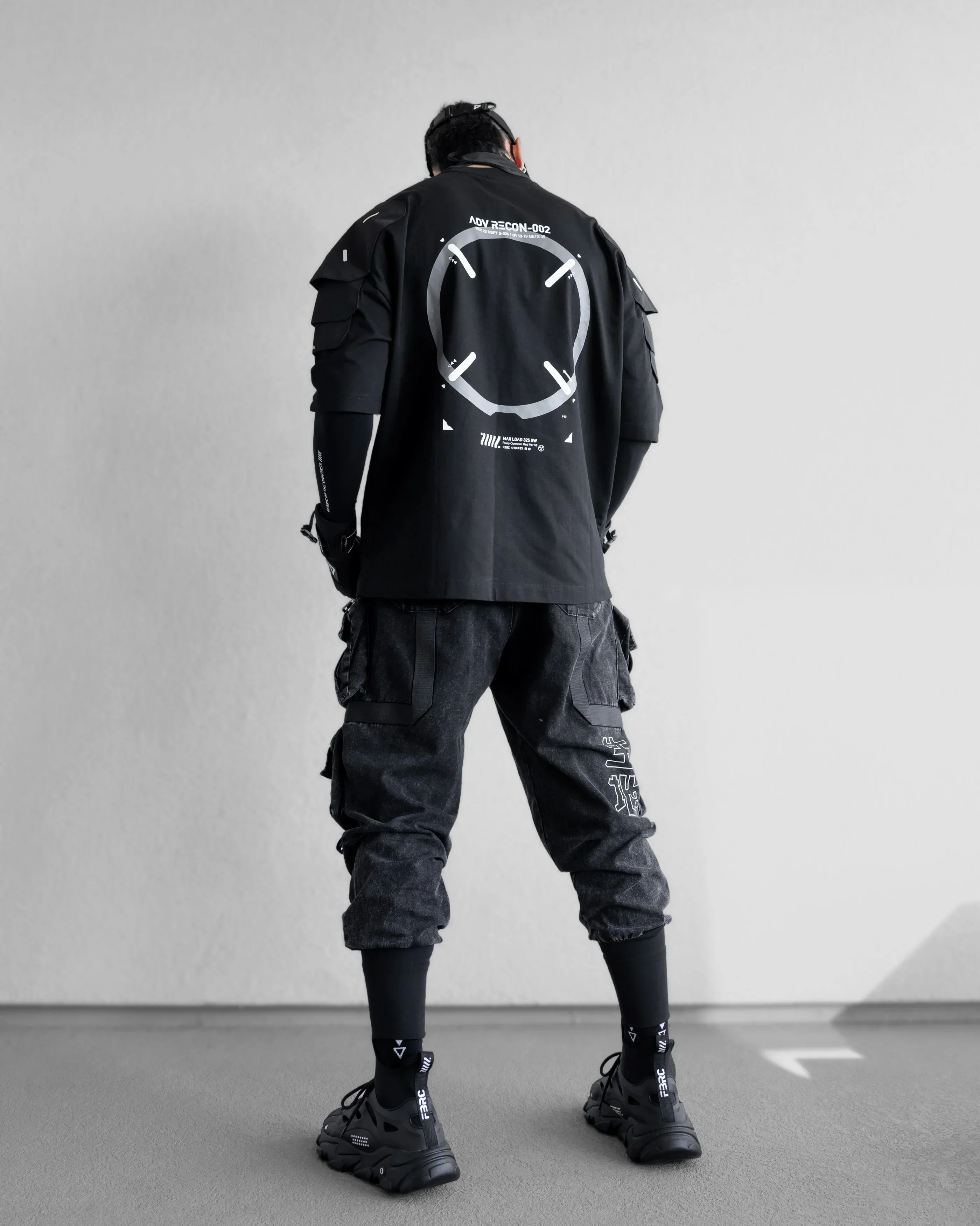 Adv Recon Black Oversized SST - Image 7