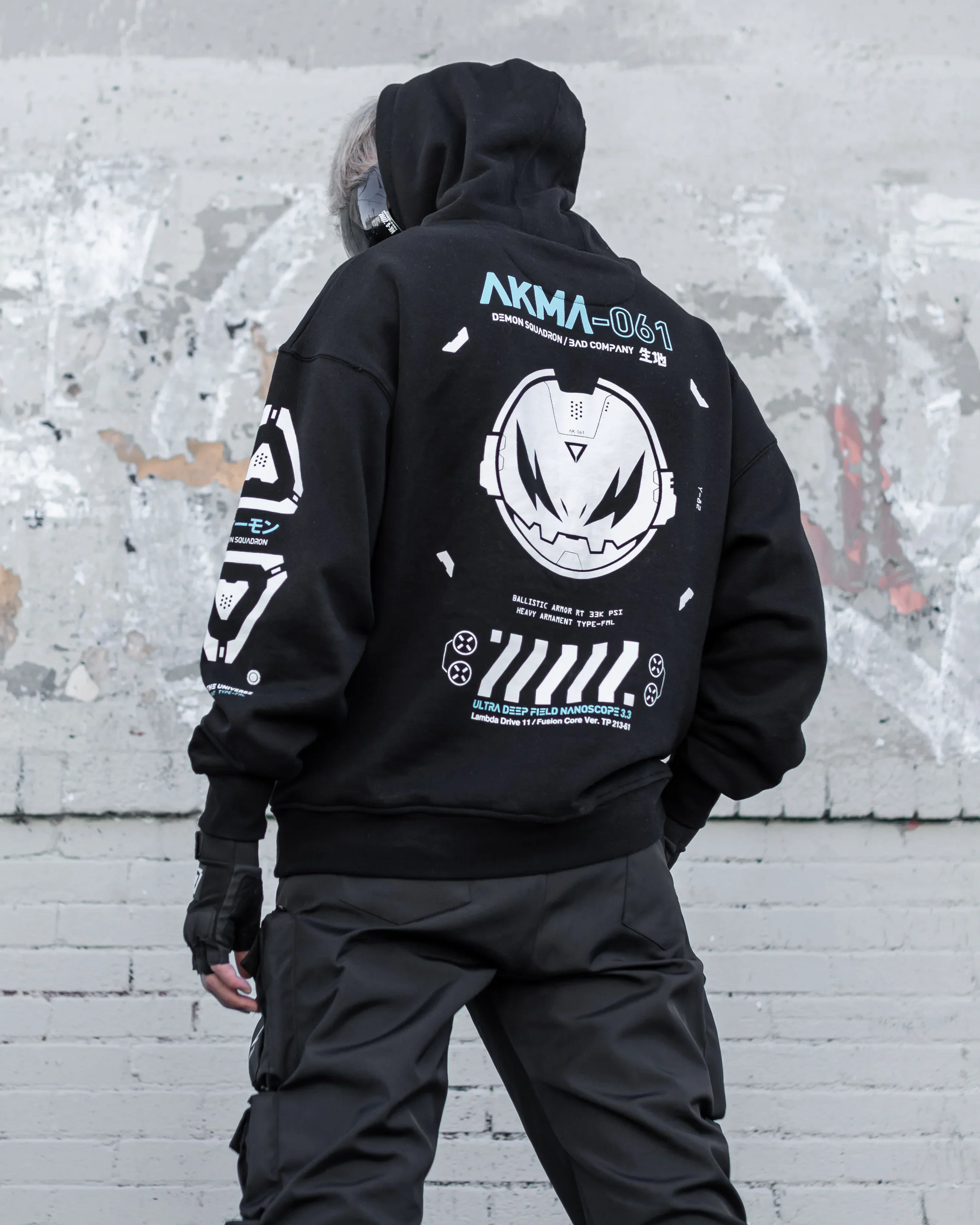 AKMA-061C Black Hoodie - Image 7