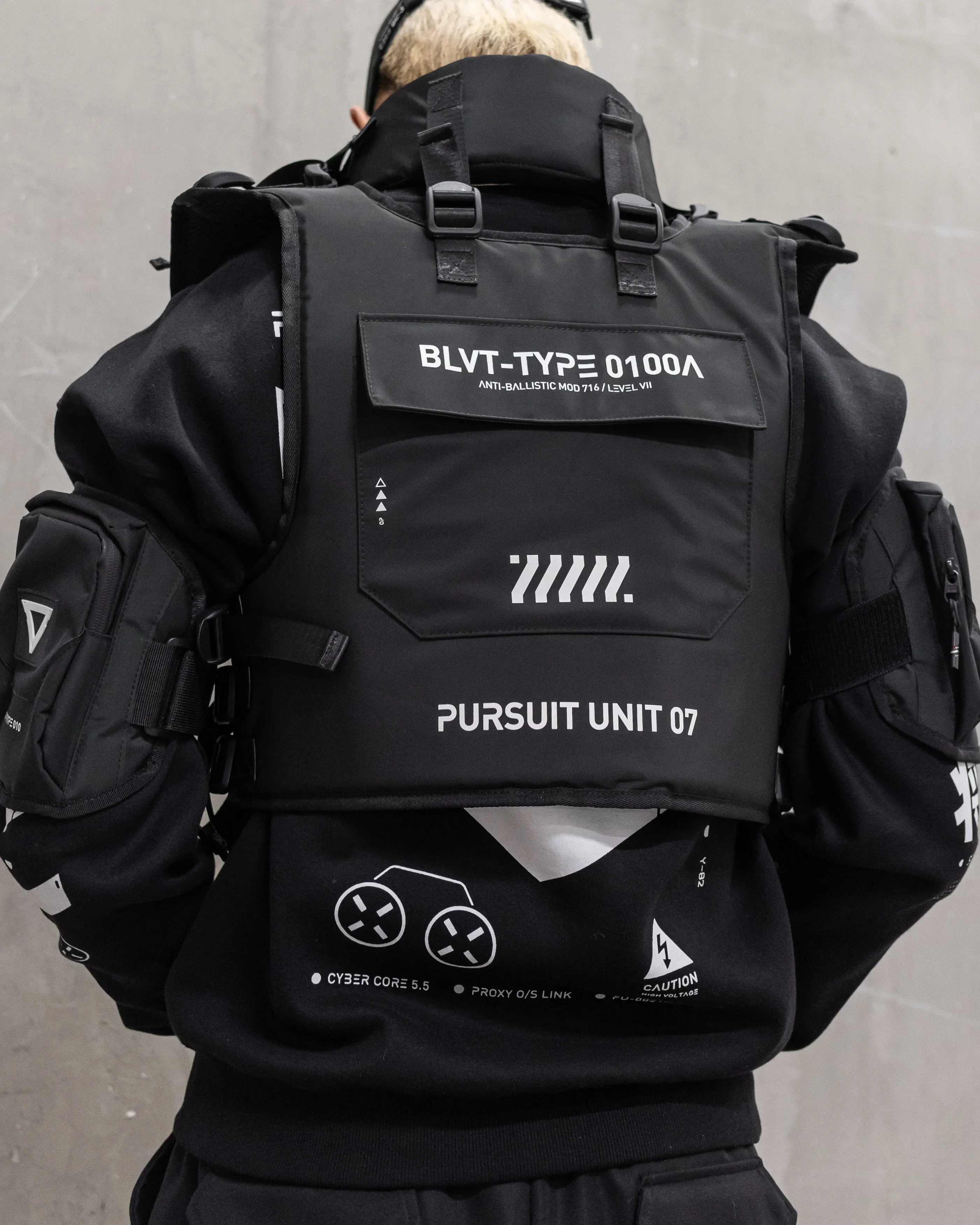 BLVT-Type 0100A Tactical Vest - Image 4