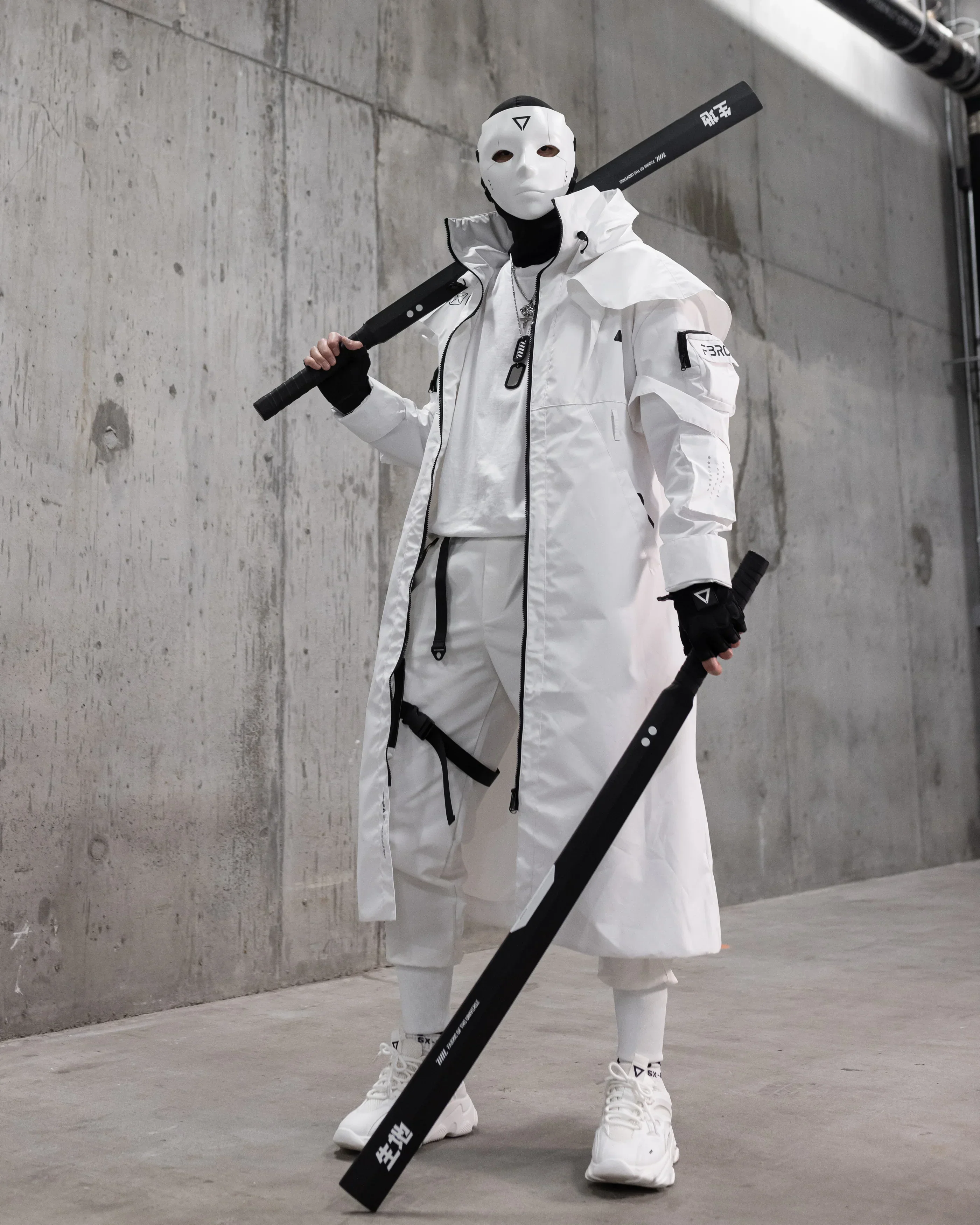 CC-020 White Commander's Coat - Image 8