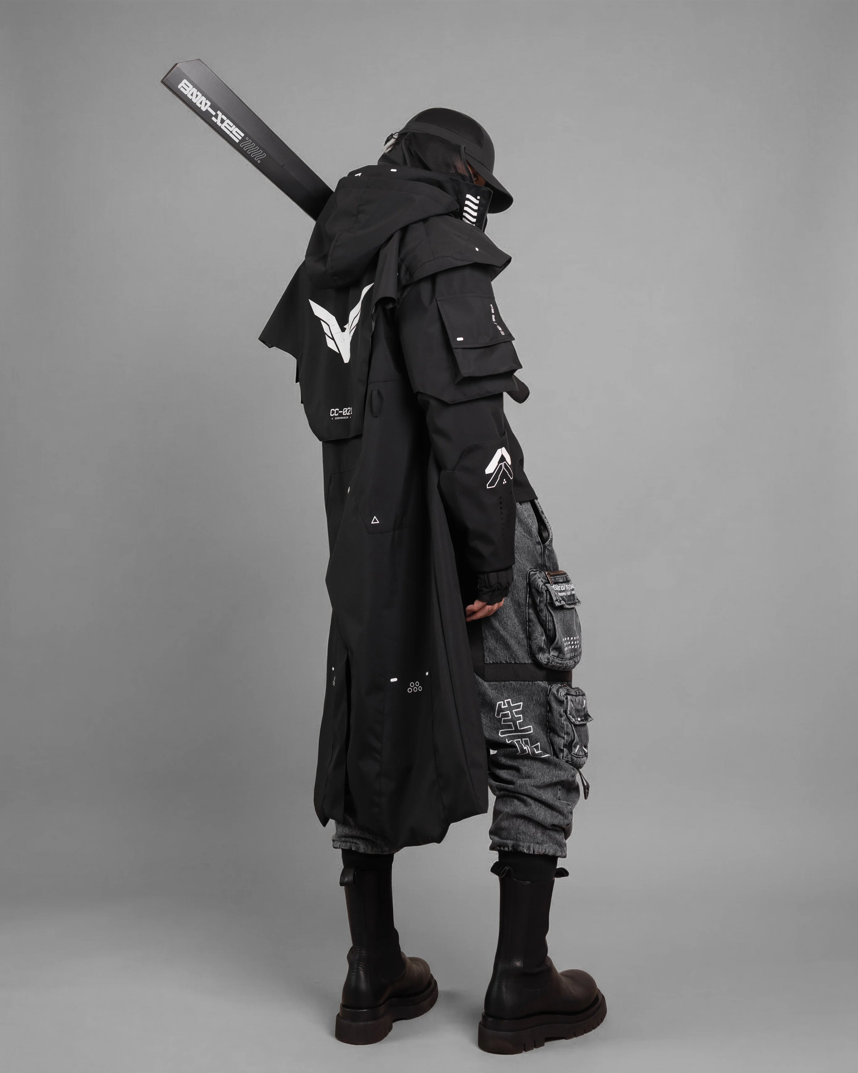 CC-021 Black Commander's Coat - Image 16