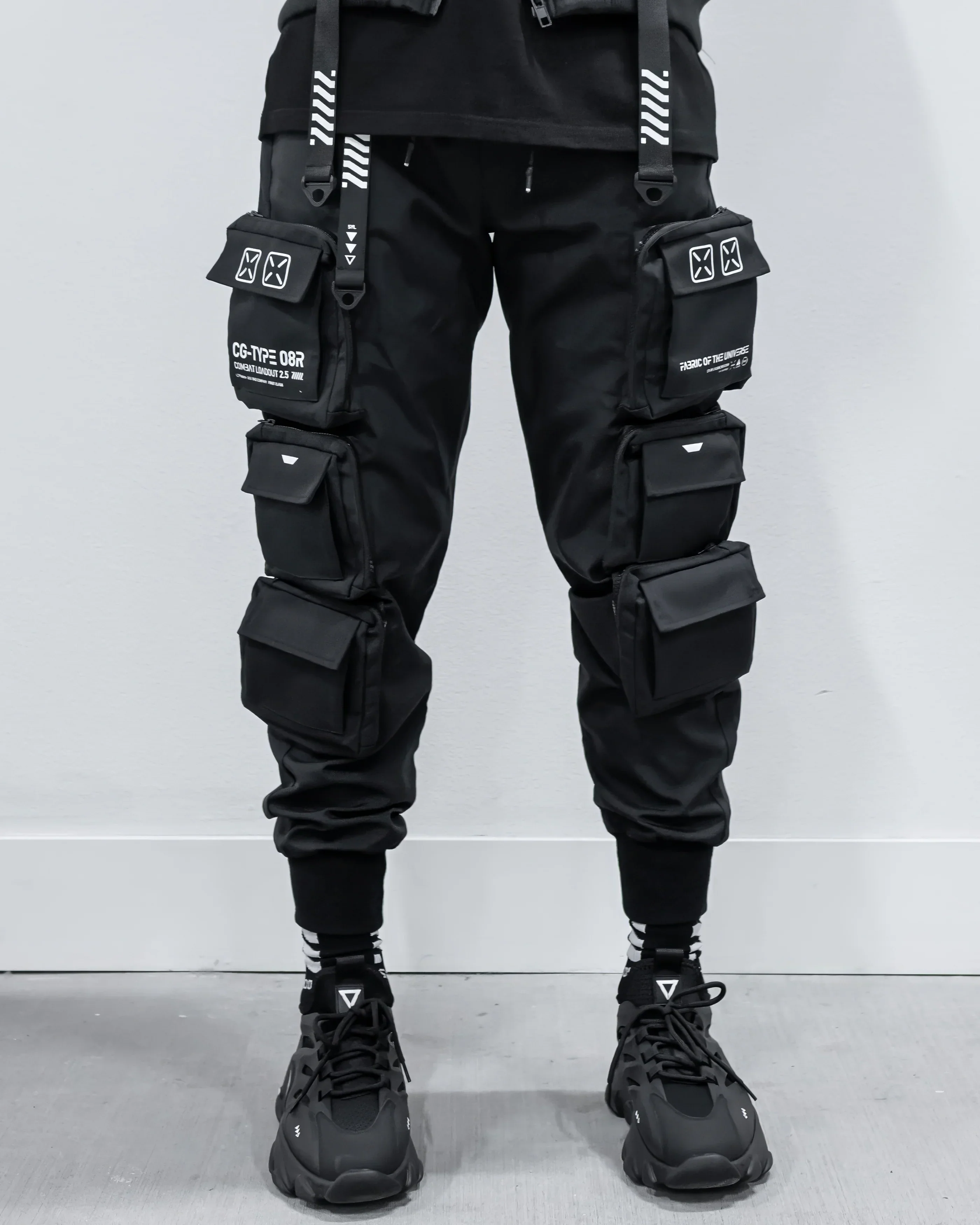 CG-Type 08R Black Cargo Pants - Image 4