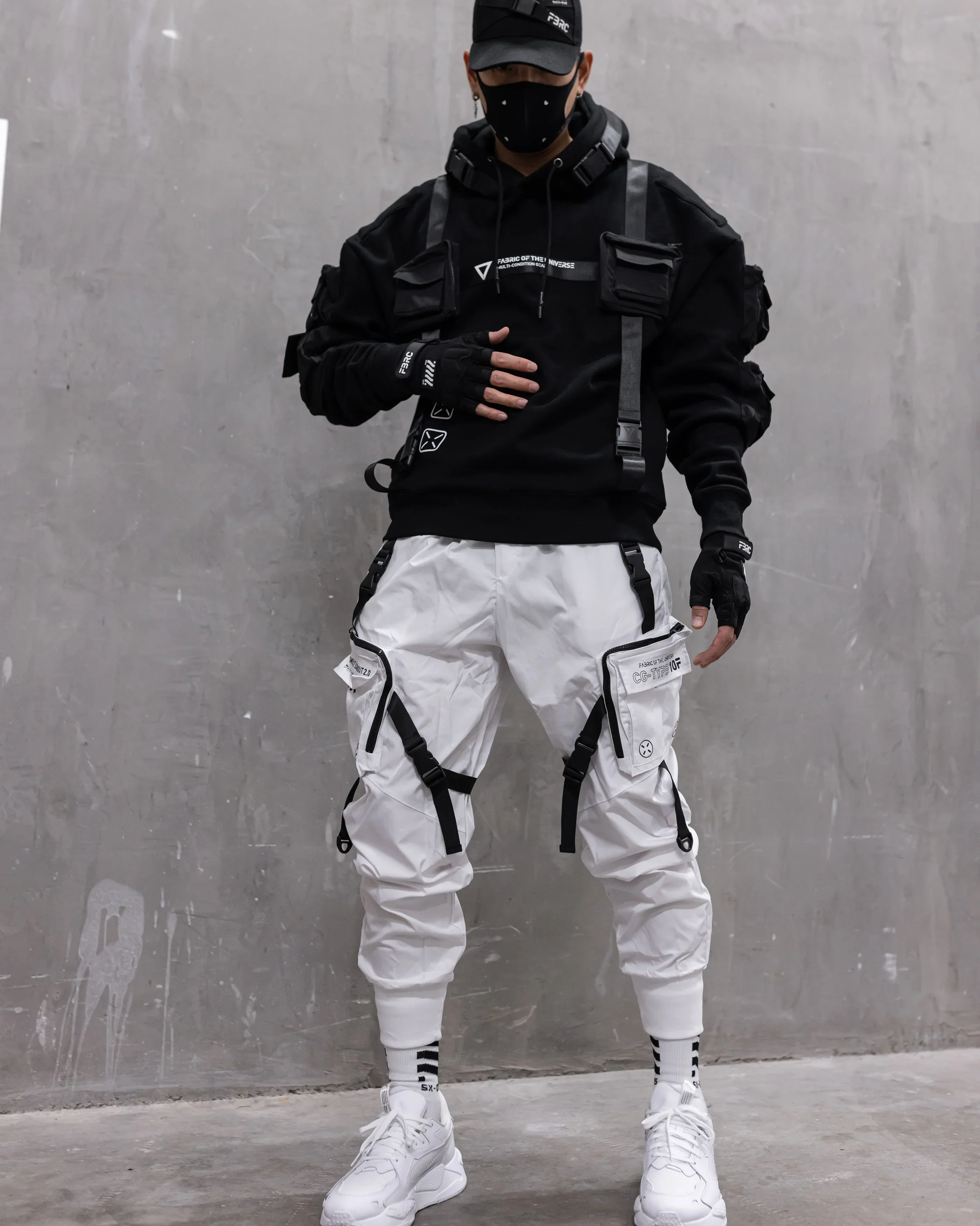 CG-Type 10F White Cargo Pants - Image 3