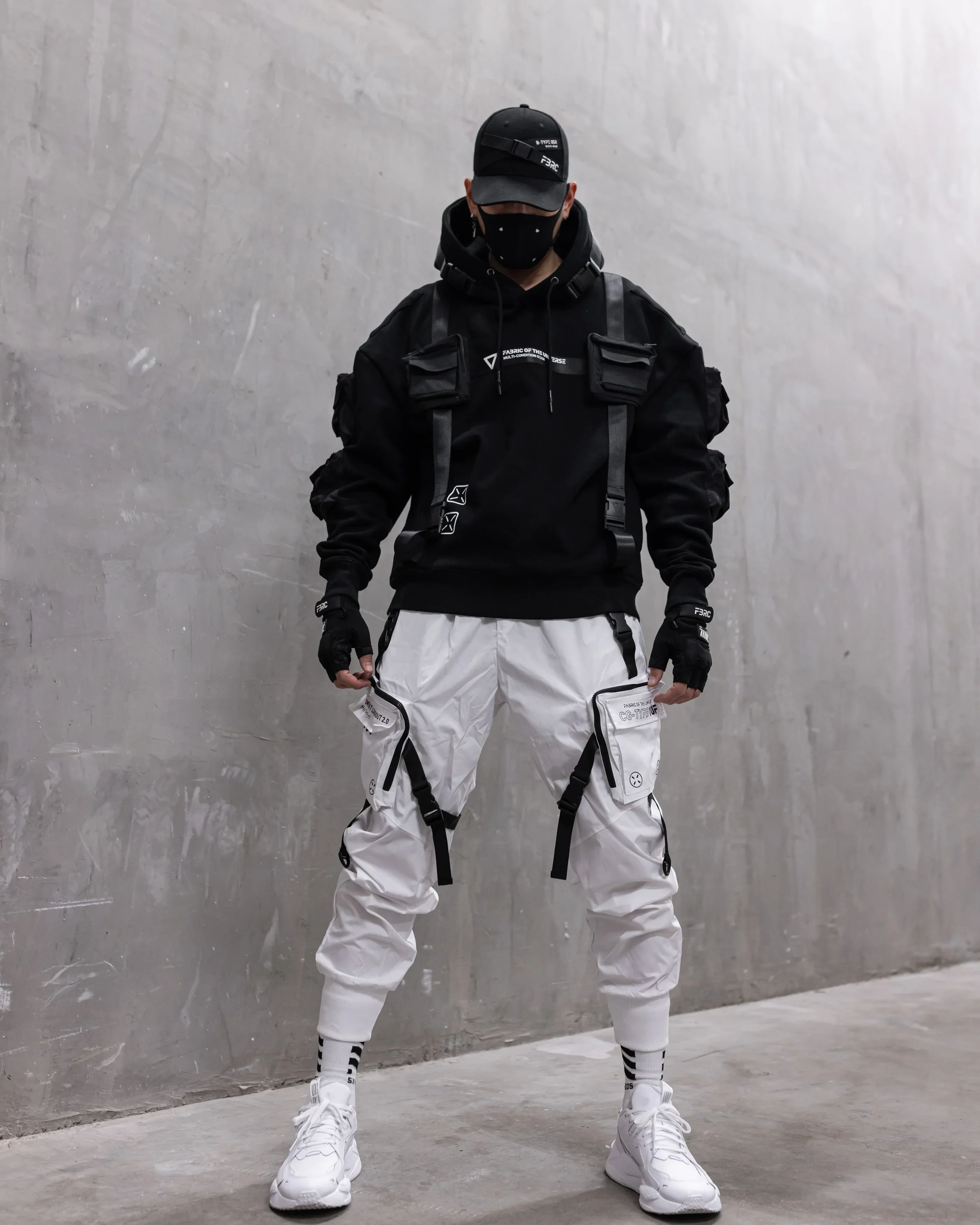 CG-Type 10F White Cargo Pants - Image 4