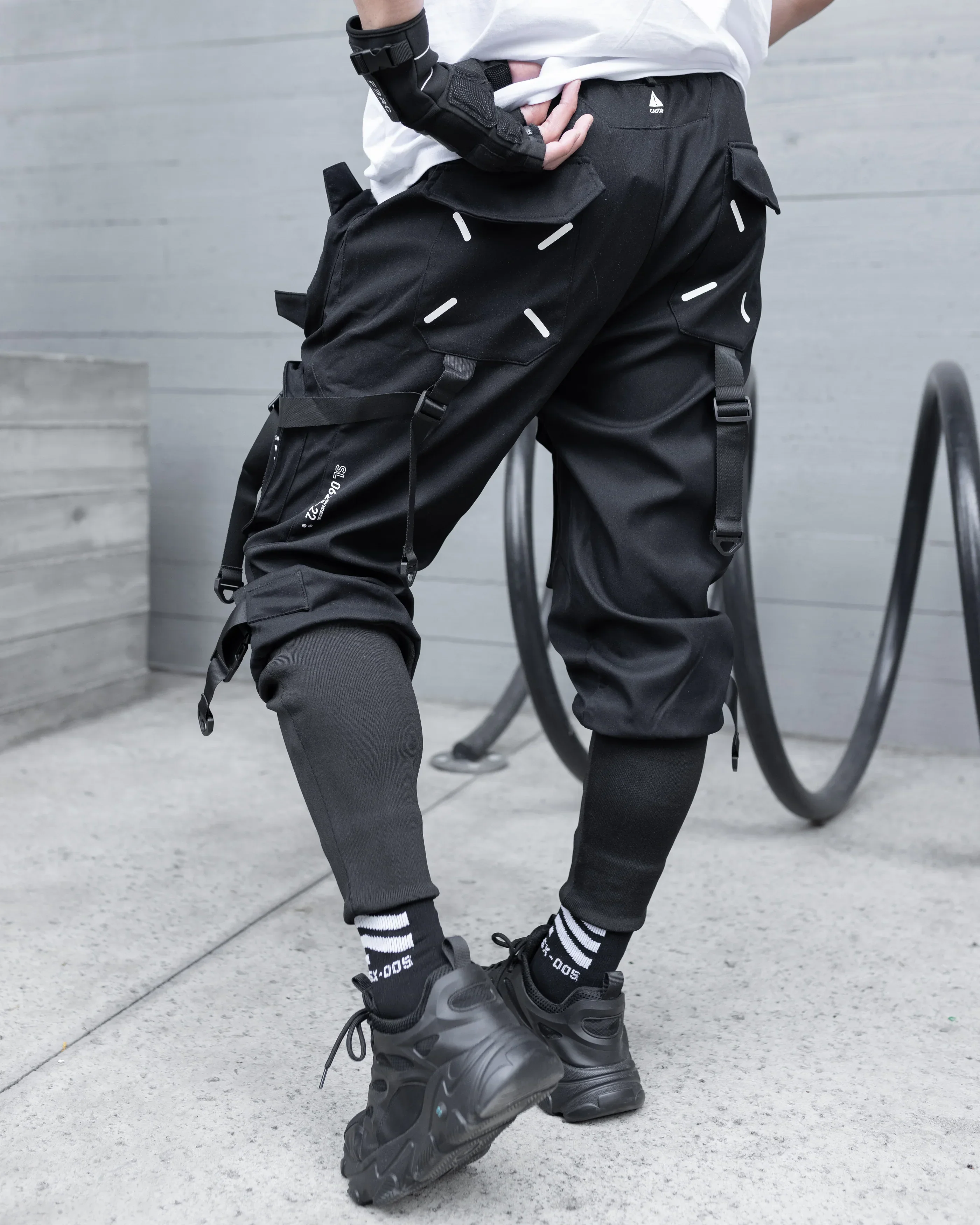 CG-Type 12X Black Cargo Pants - Image 5
