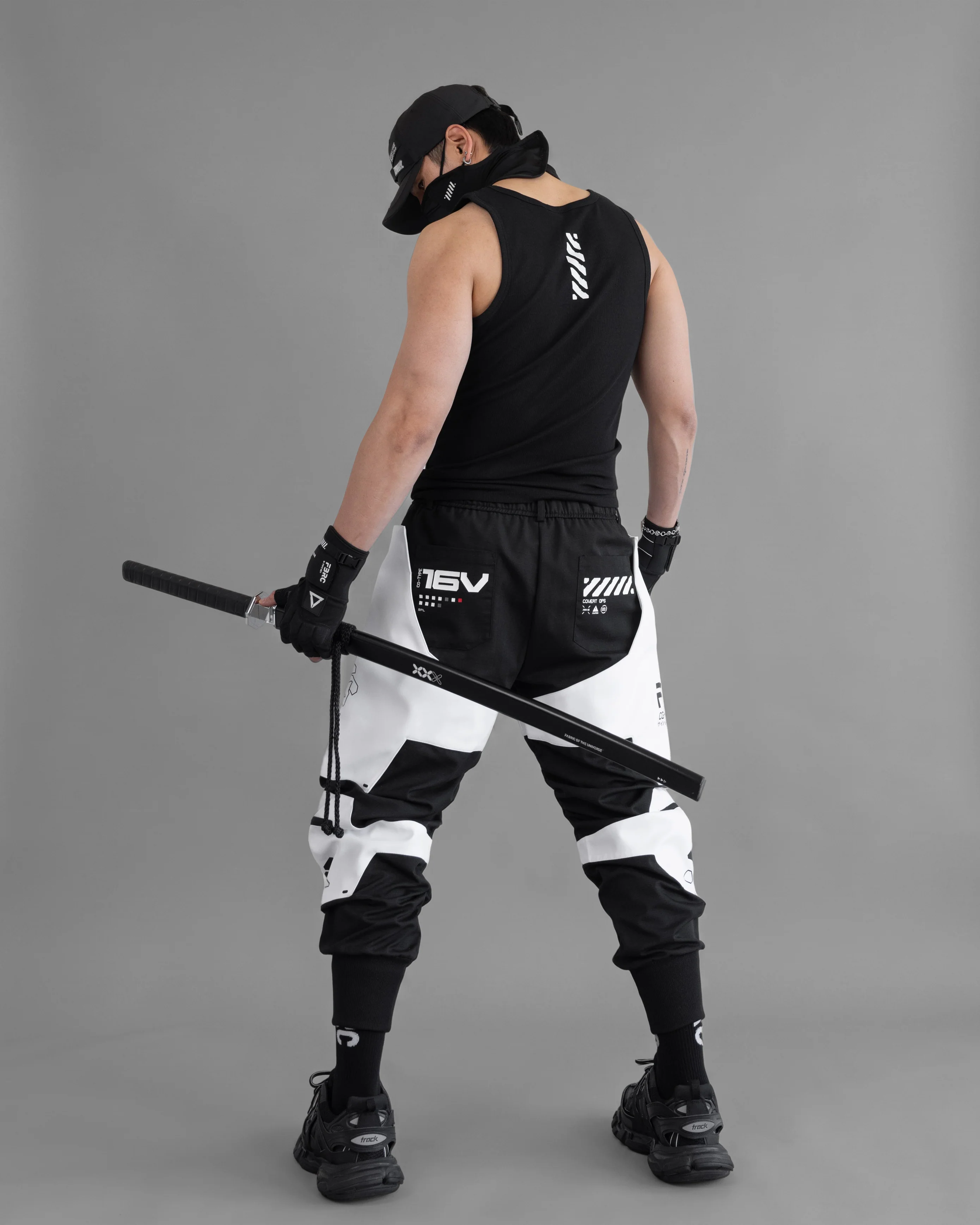 CG-Type 16V Panda Cargo Pants - Image 11