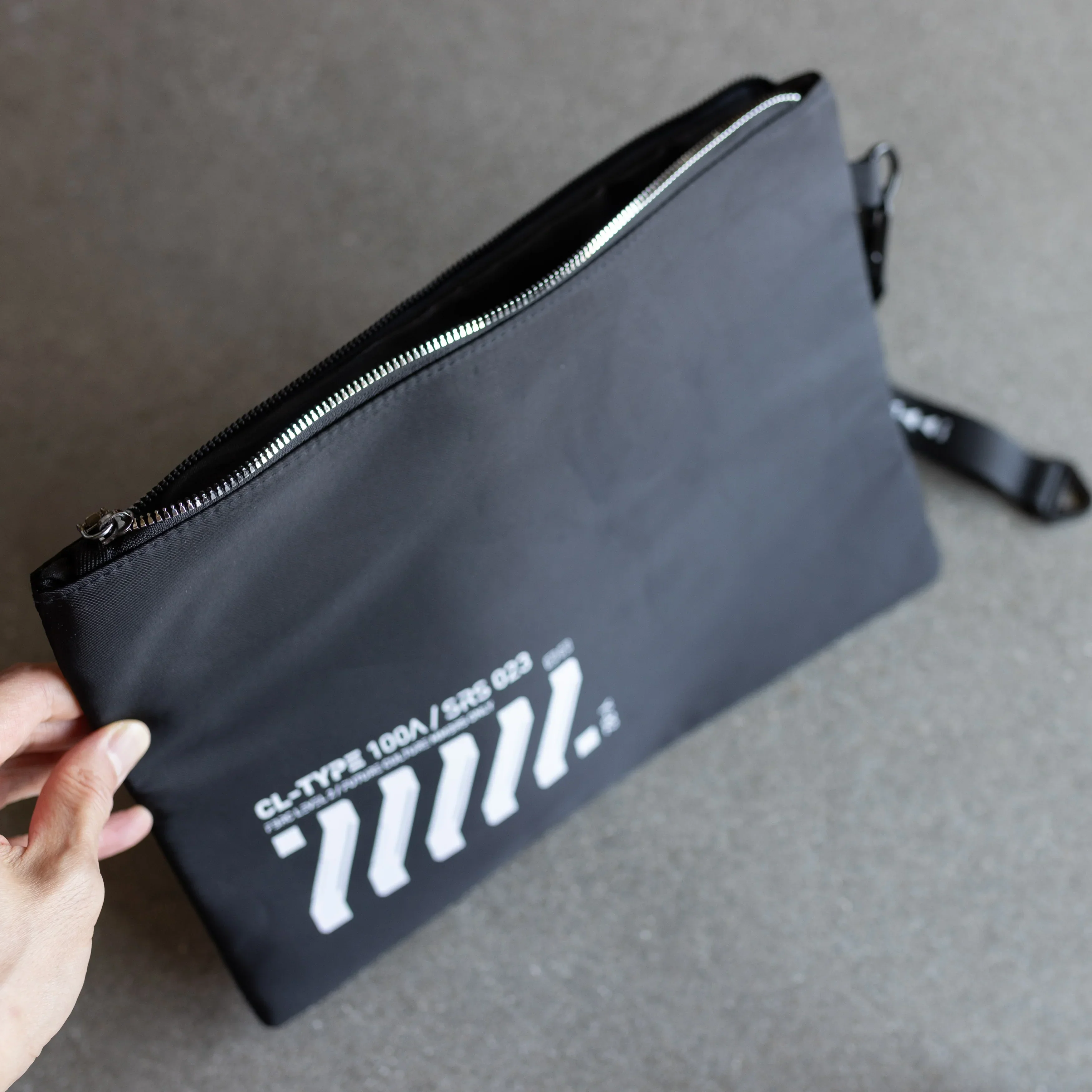 CL-Type 100A Flat Carrier Bag - Image 8