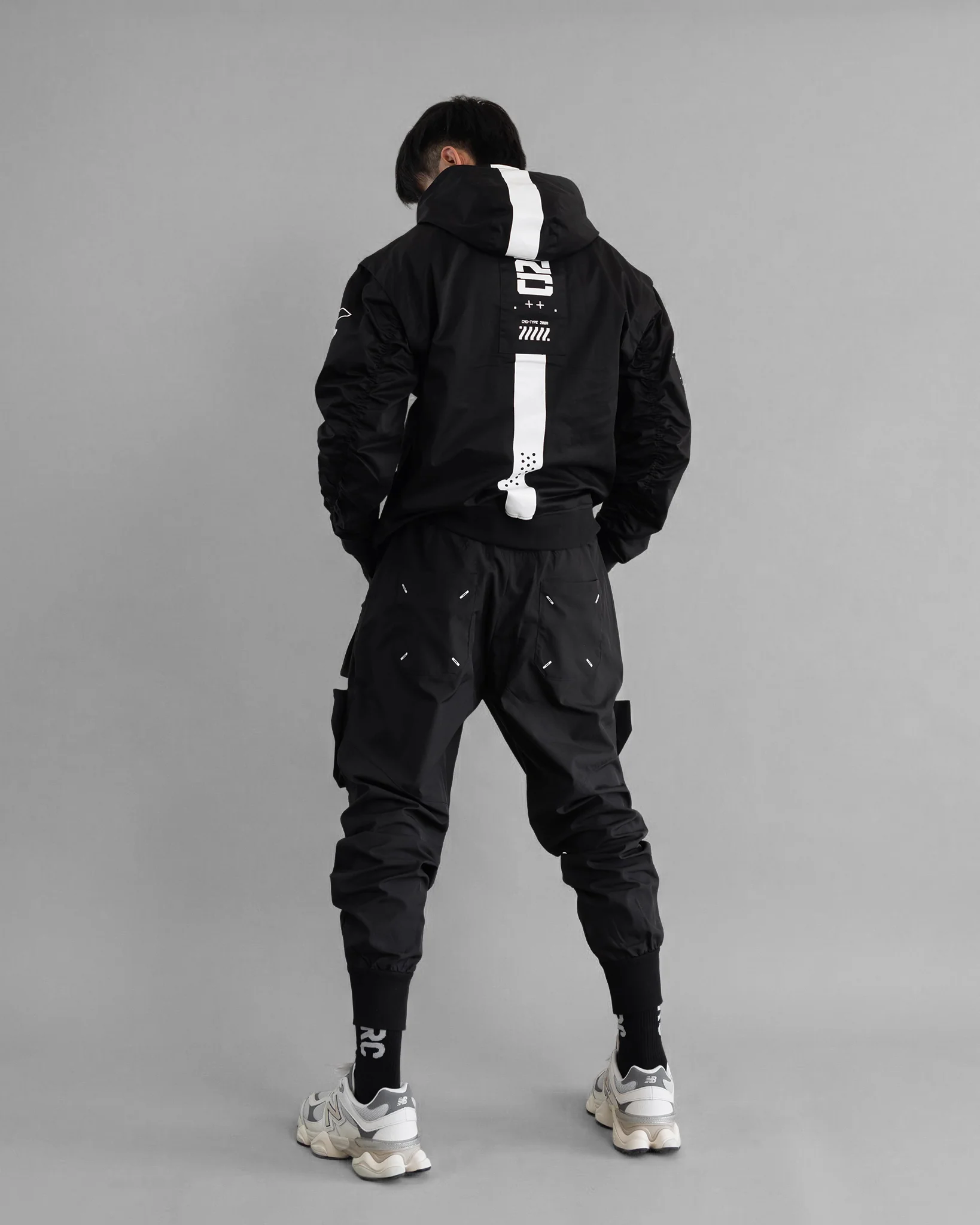 CMG-Type 200R Black Convertible Hoodie - Image 10