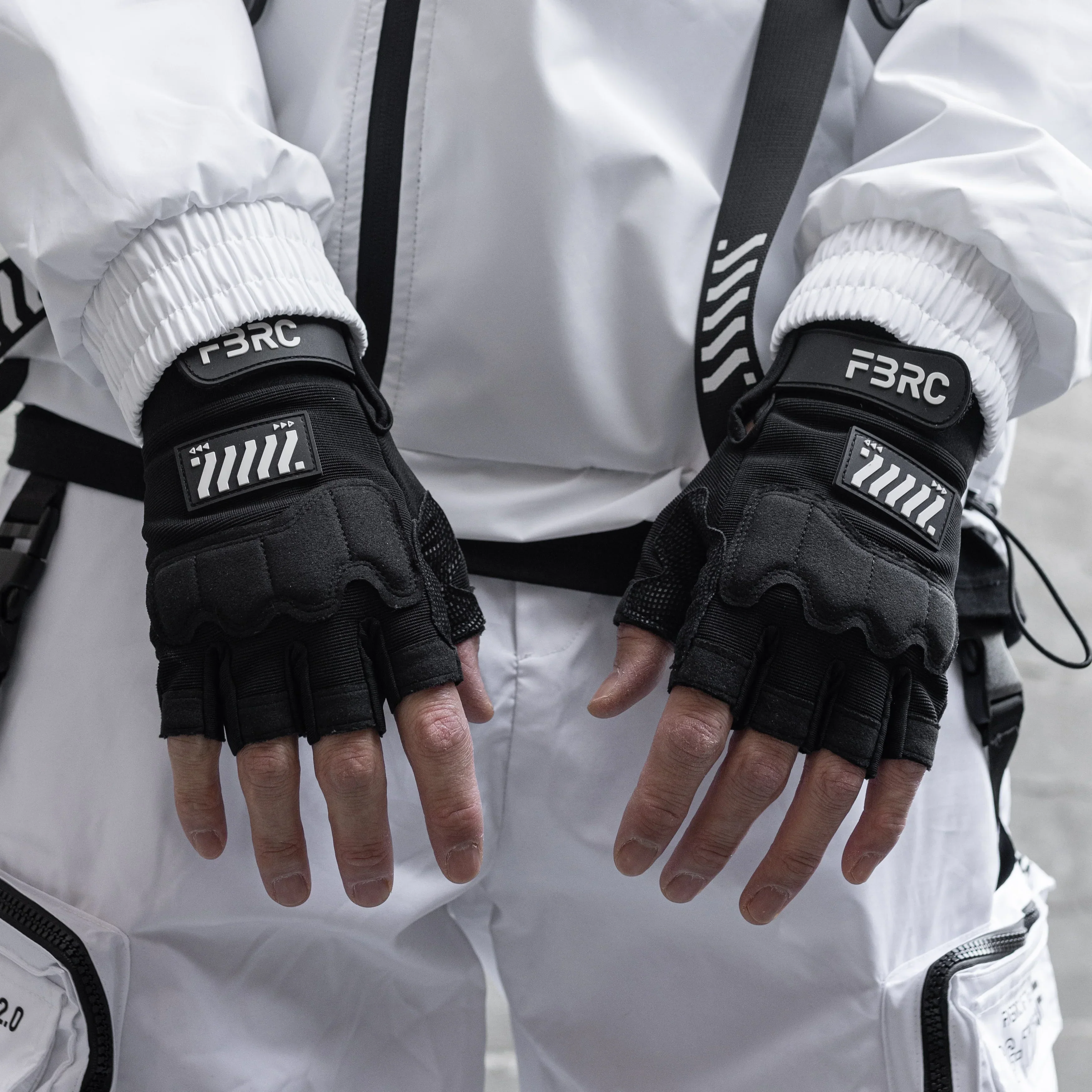 CSRT-55 Fingerless Gloves - Image 2