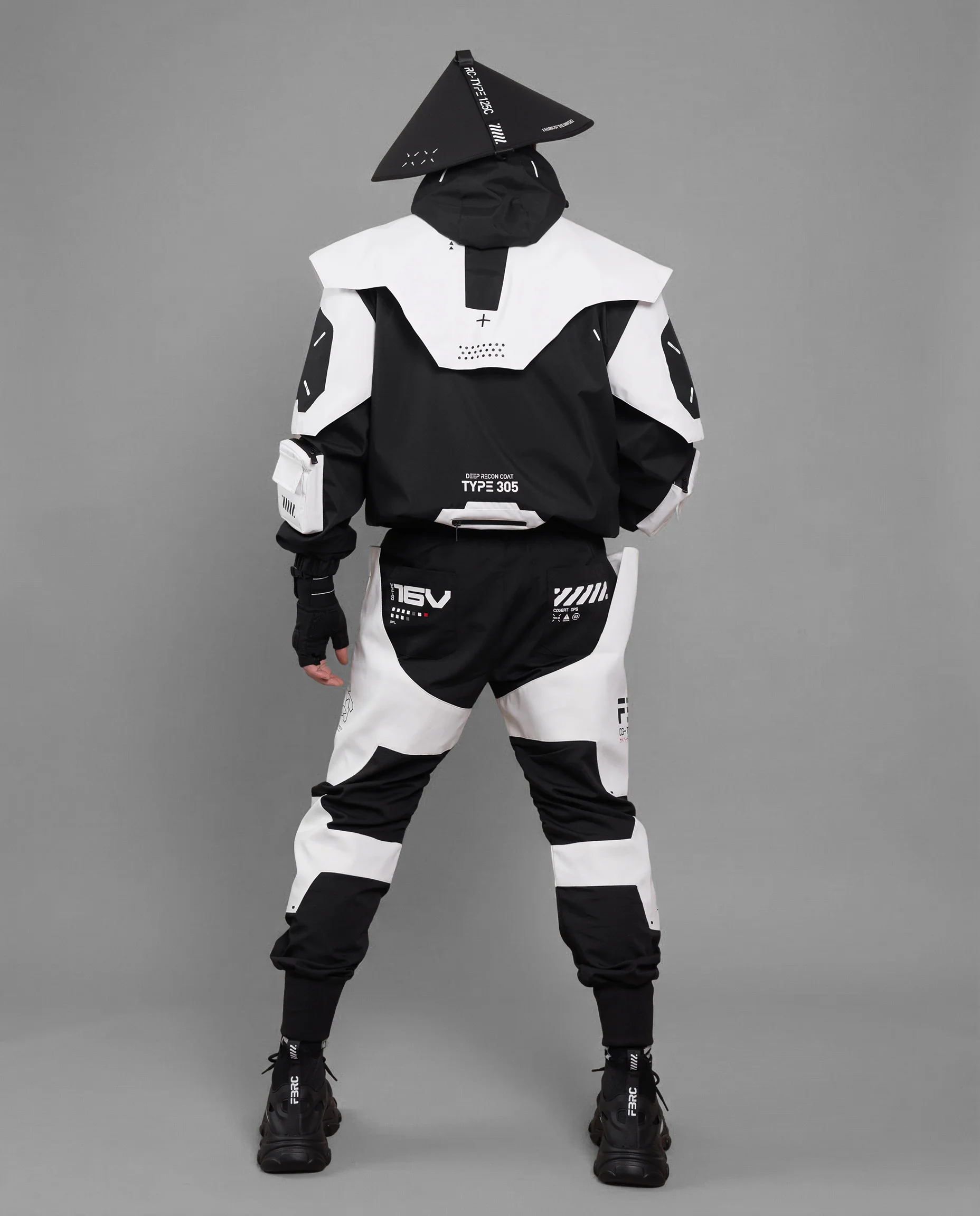 DRC-305 Panda Deep Recon Coat - Image 4