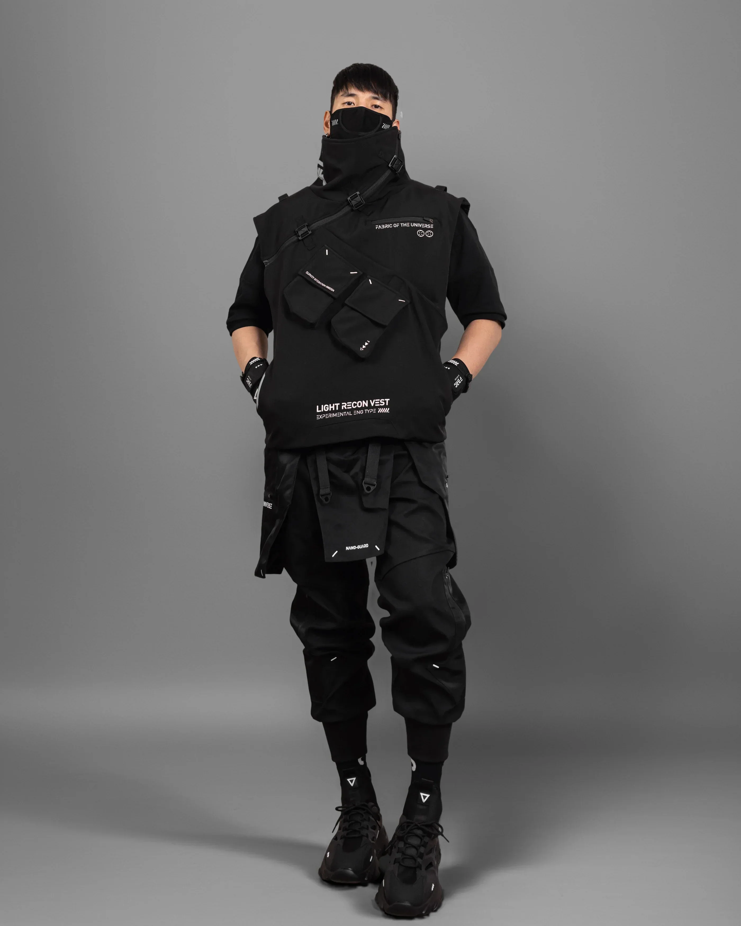 LRV-01 Black Light Recon Vest - Image 4