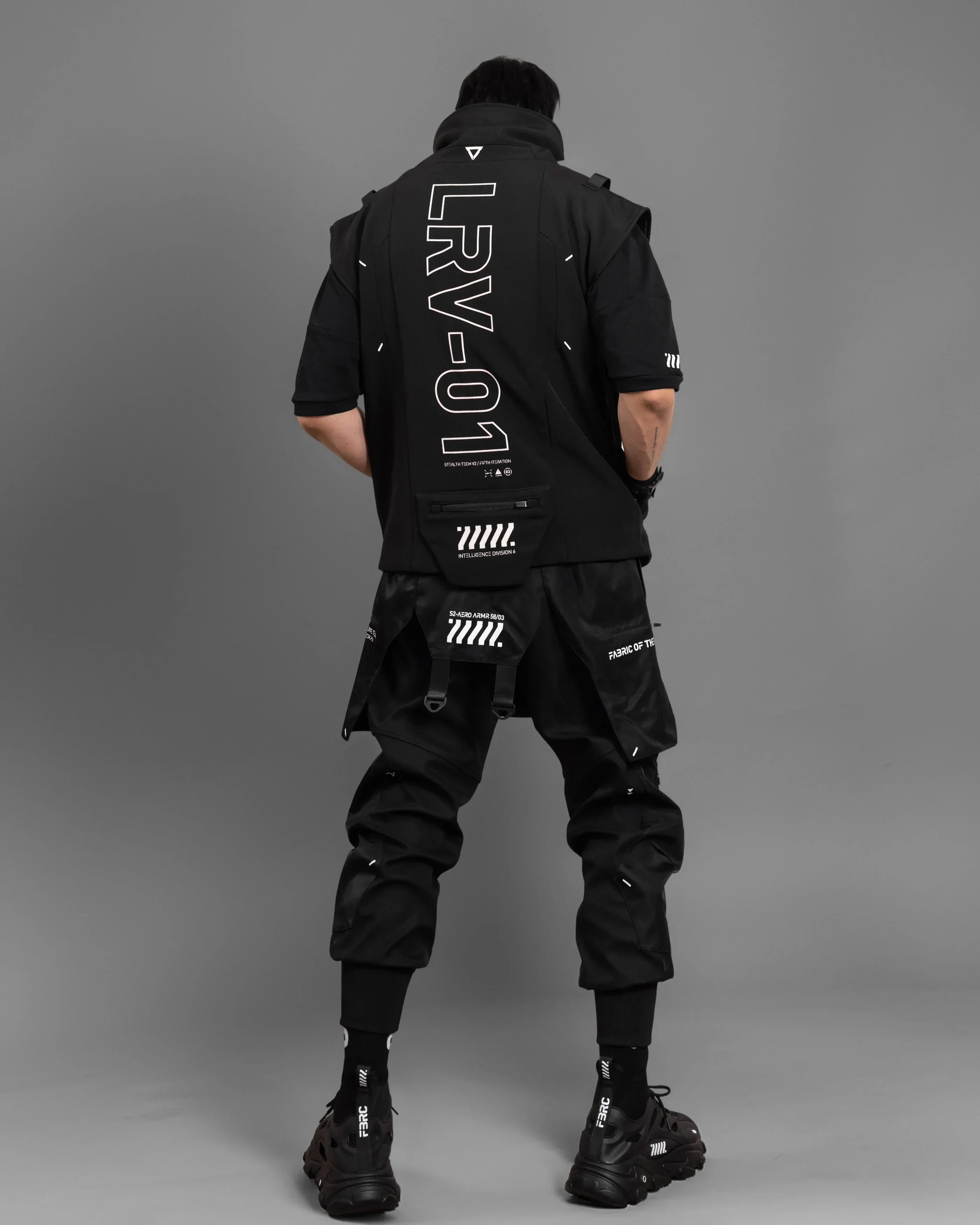 LRV-01 Black Light Recon Vest - Image 5