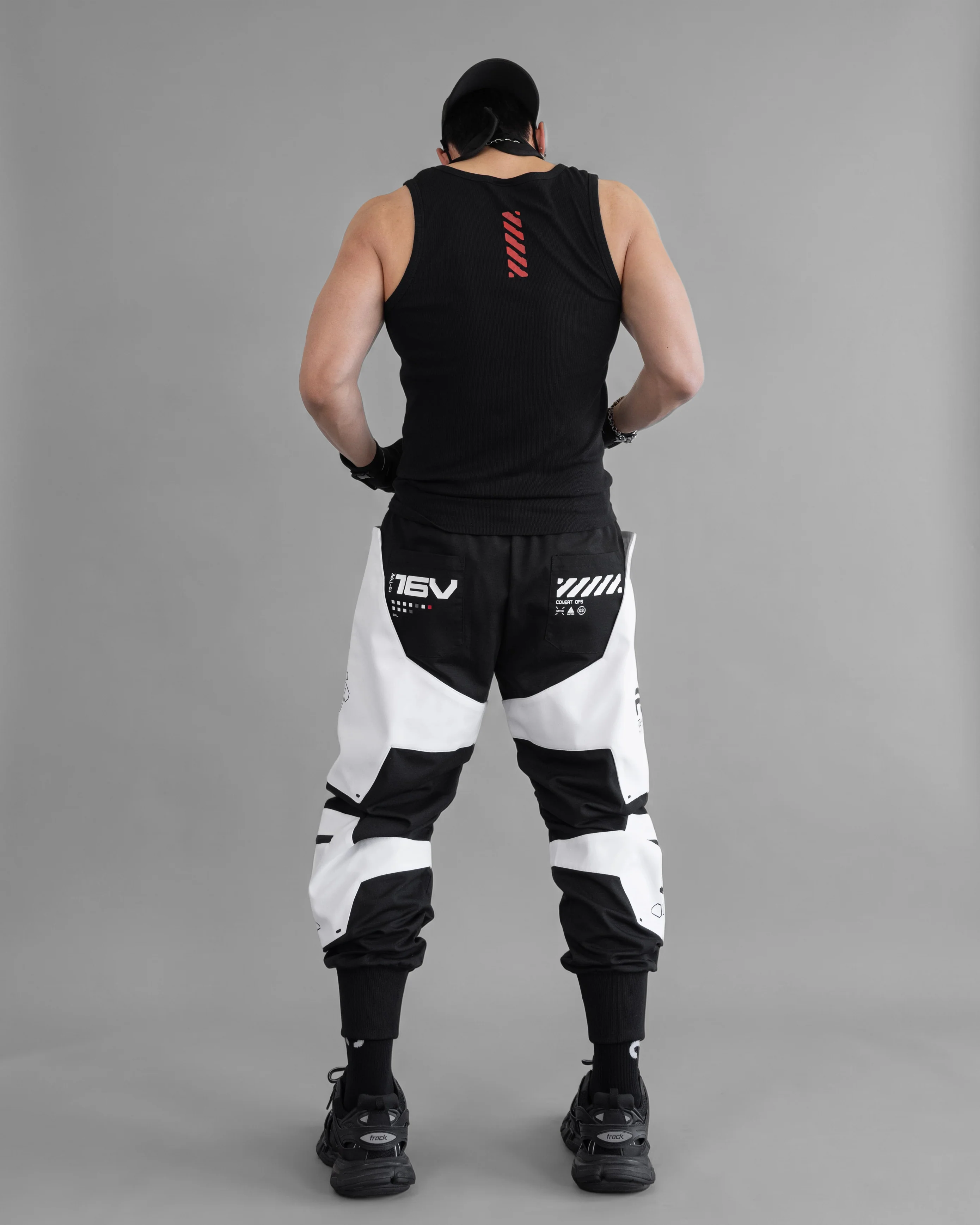 TT-02 Black Red Tank Top Wifelover - Image 8