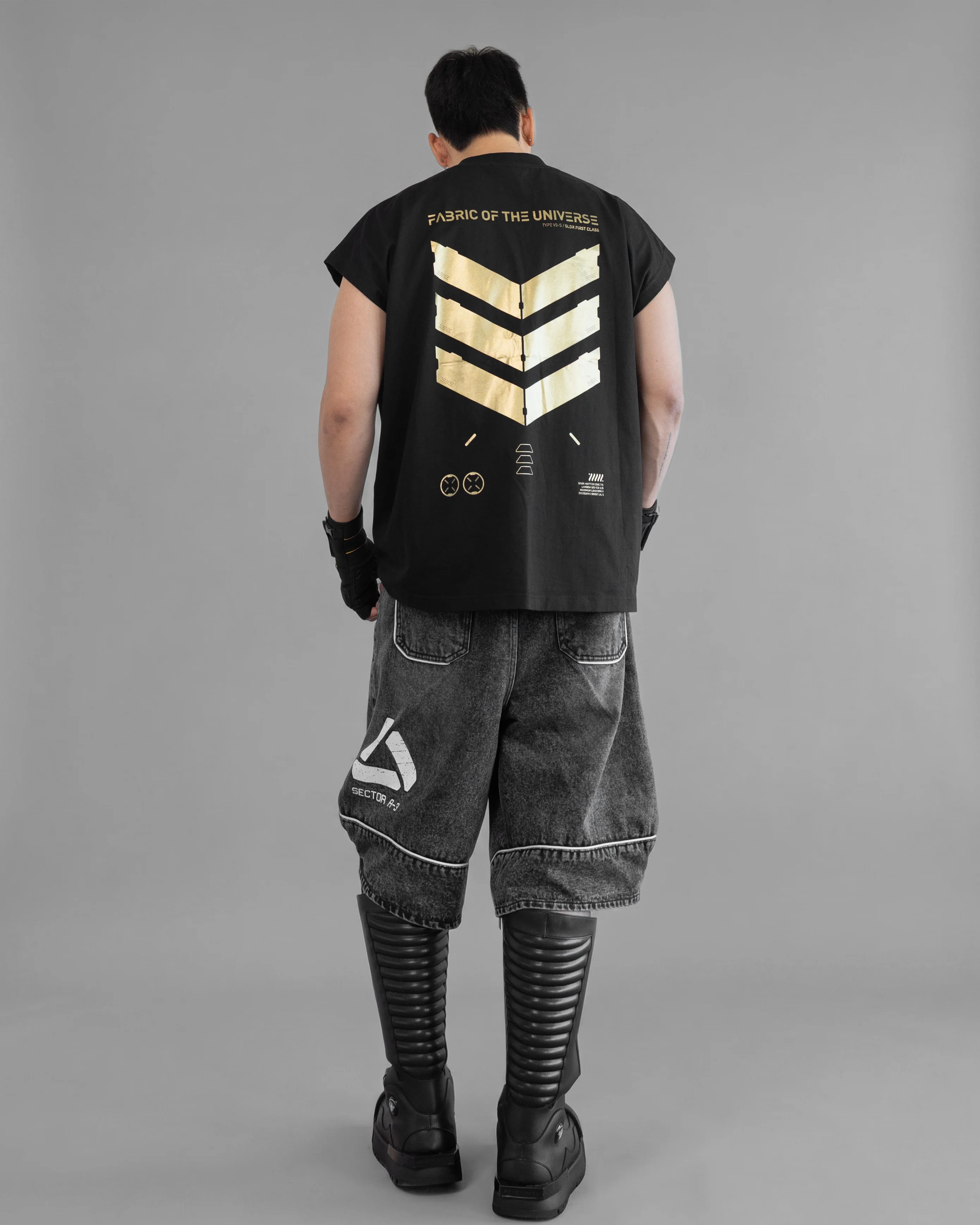 V3-S Black Gold Oversized Sleeveless T - Image 4